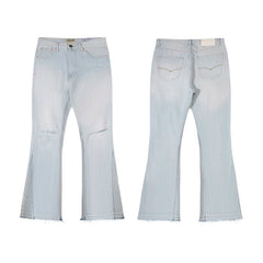Gallery Dep, a trendy brand in Europe and America, has torn holes, cut and destroyed them, and worn them out. It is a washed blue micro flared denim pants and casual pants